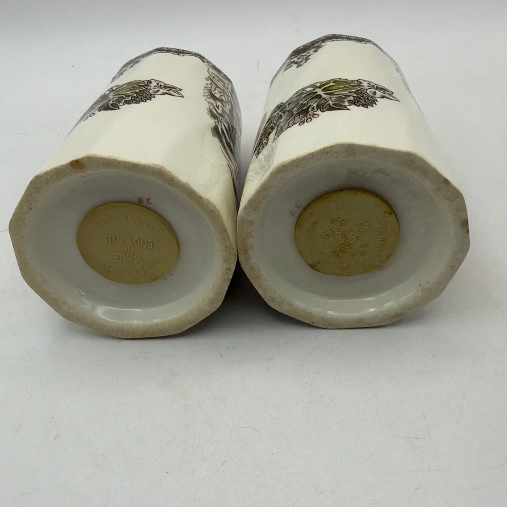 Johnson Bros England The Friendly Village Salt and Pepper Shakes 4